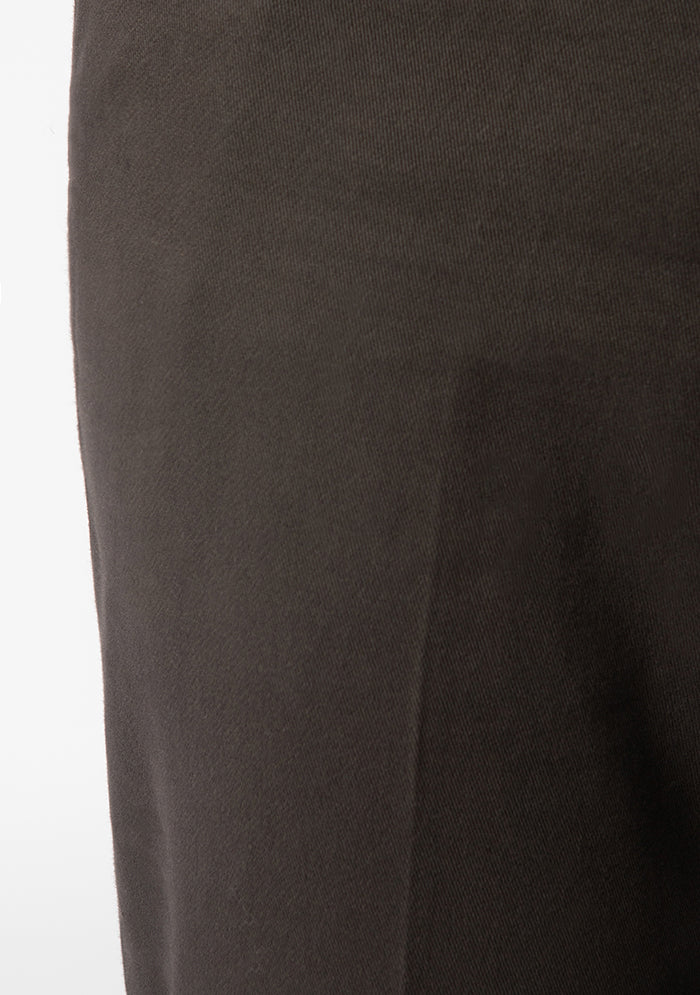 Men's Courmayeur Devore Cotton & Cashmere Twill Trousers in dark brown, made in Italy, Addison Geneva #color_moro