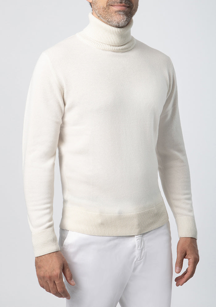 Men's Perugia Wool & Cashmere Turtleneck in chalk, worn, Addison × DrunkenKoala #color_chalk